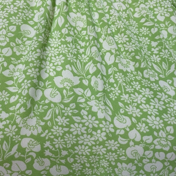 Loft Green / White Floral Blouse - Picture 6 of 16
